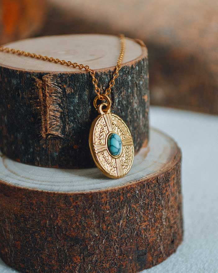 Celtiana | Colar Edern - Colar dourado em Aço Inoxidável sem Níquel com Pedra Natural/Cristal Turquesa