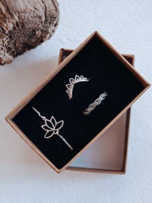 Conjunto de Pulseira com Flor de Lótus e dois Anéis em Prata 925 sem Níquel - Celtiana | Pack Galla