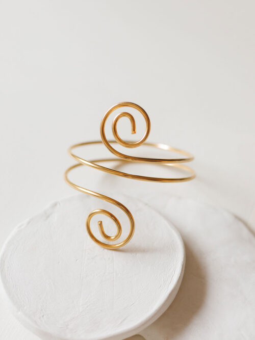 Bracelete Dourada em Aço Inoxidável sem Níquel | Bracelete Siobhan - Celtiana