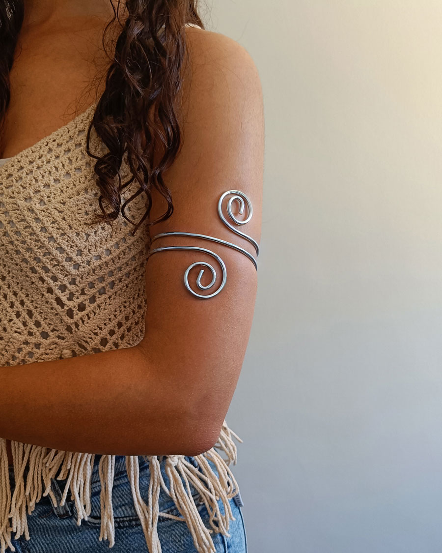 Bracelete Prateada em Aço Inoxidável sem Níquel | Bracelete Siobhan - Celtiana