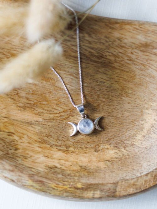 Colar luas em Prata 925 com Cristal Pedra da Lua - Colar Elunara | Celtiana